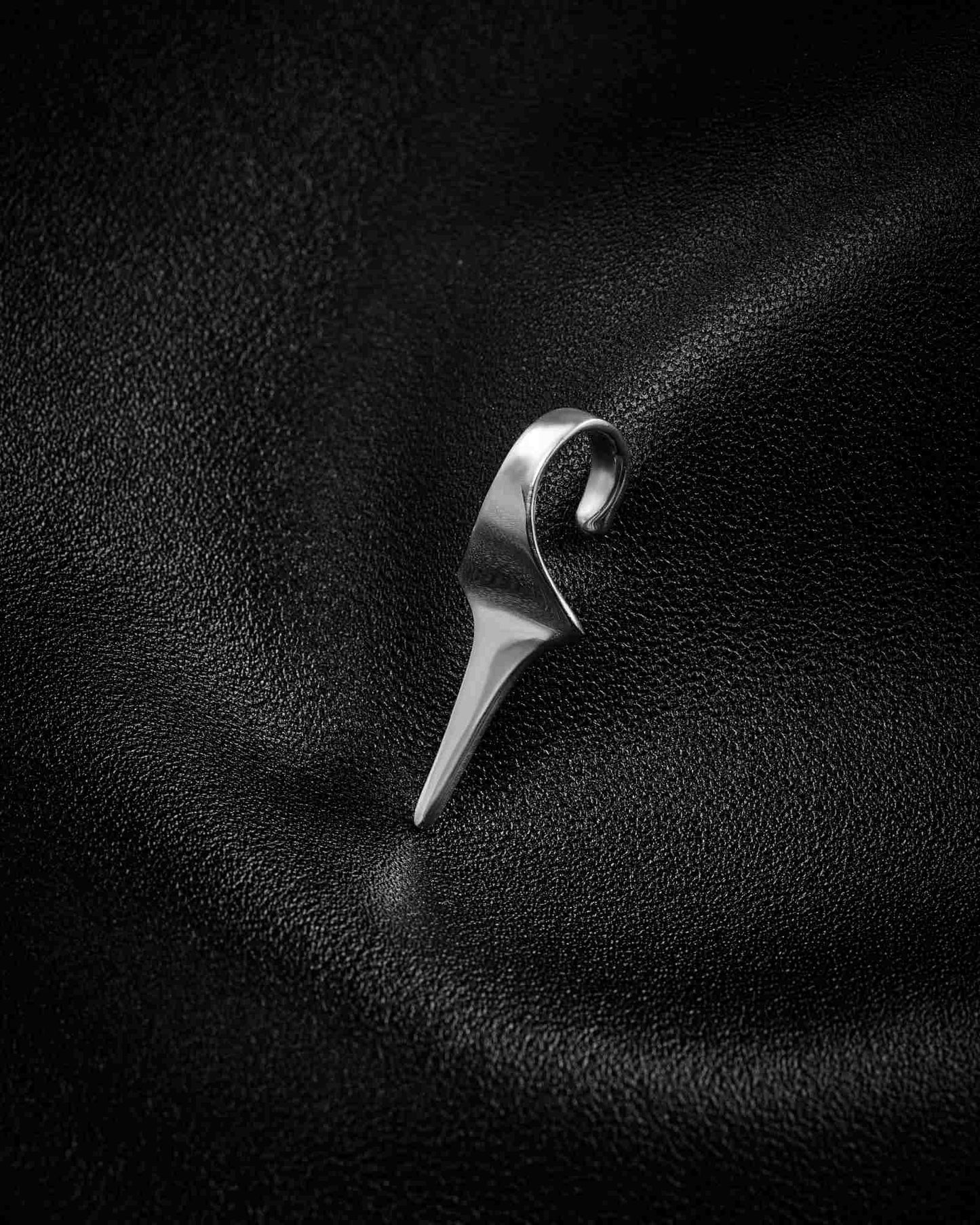 Eclipse Lip Cuff-Lip Cuff- - - Ask & Embla