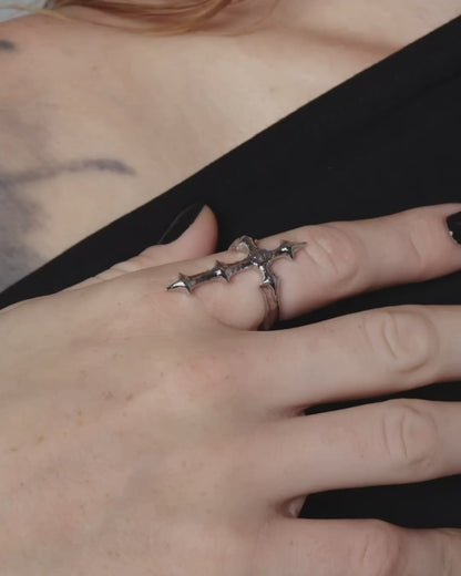 Aesterix ring