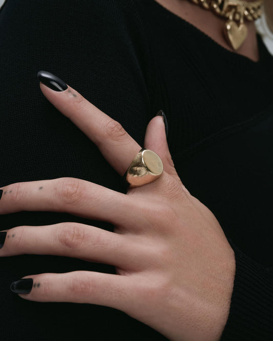 Ode Signet Ring-Rings- US 5 - Gold - Ask & Embla
