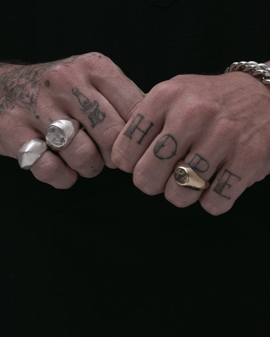 Ode Signet Ring-Rings- US 5 - Gold - Ask & Embla